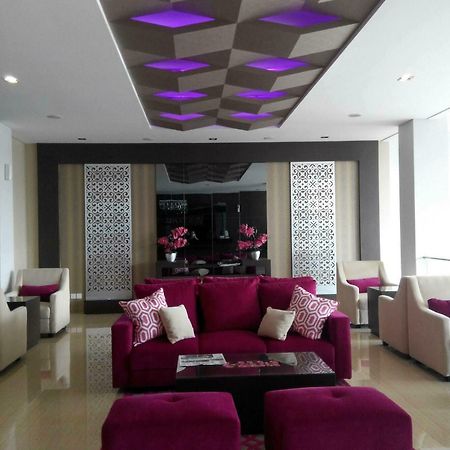 Viva Hotel Kediri, Azana Hotels Collection Kediri (East Java) Exterior foto